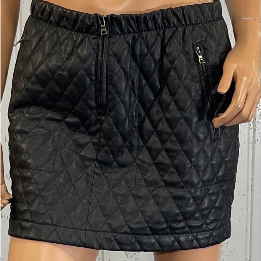 black BCBGMAXAZRIA Dotty quilted faux leather mini skirt